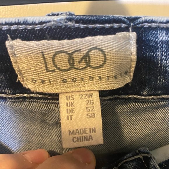 Bleach splash with cuffed camo boyfriend jeans - Picture 3 of 4